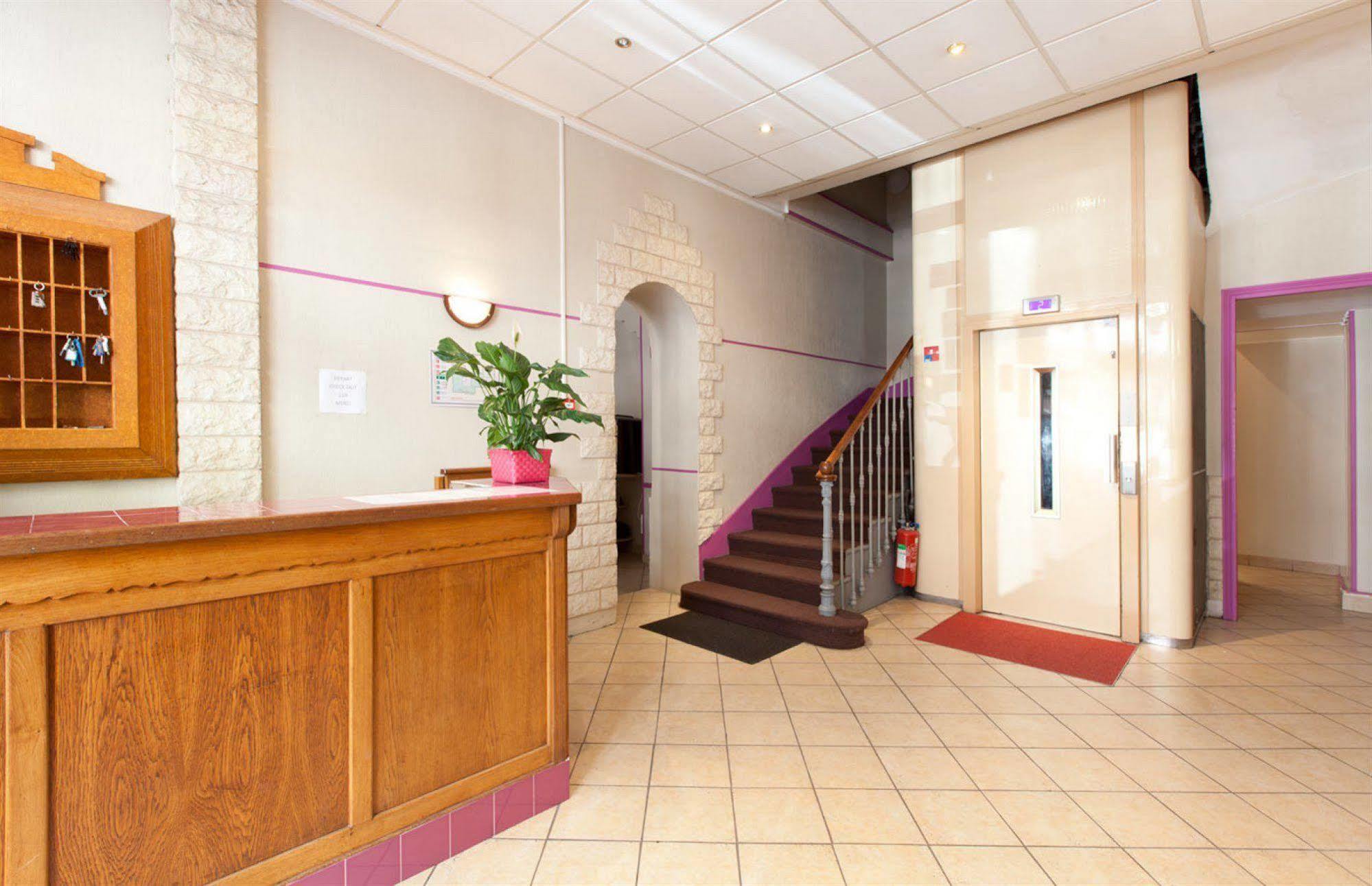 D'ostende Hotel 2*